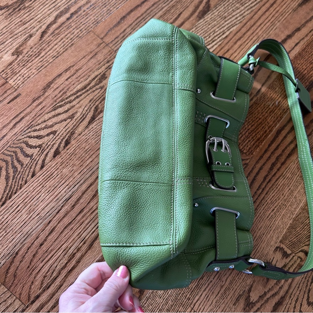 Tignanello green leather shoulder bag satchel purse - Picture 3 of 16